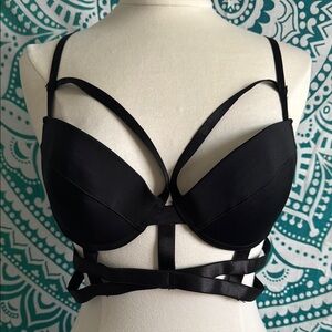 Black Strappy Women's Bra